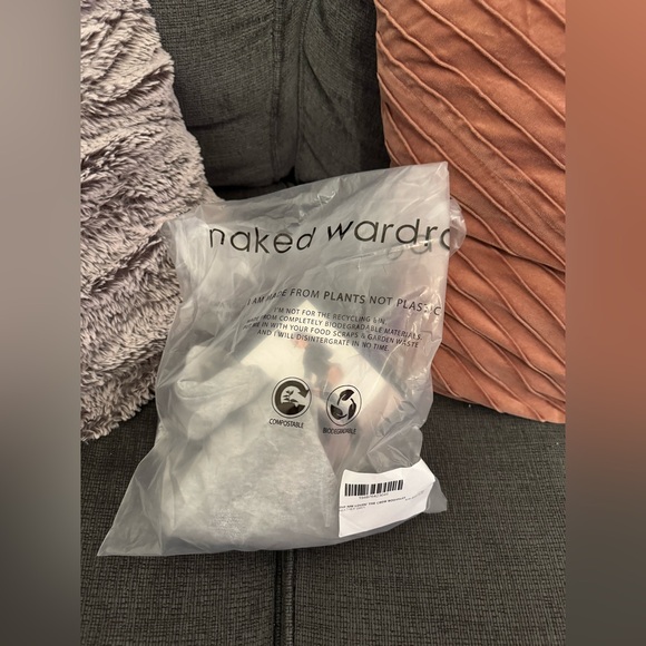 NWT Naked Wardrobe Crewneck Short Sleeve Bodysuit Size XS - Picture 2 of 3